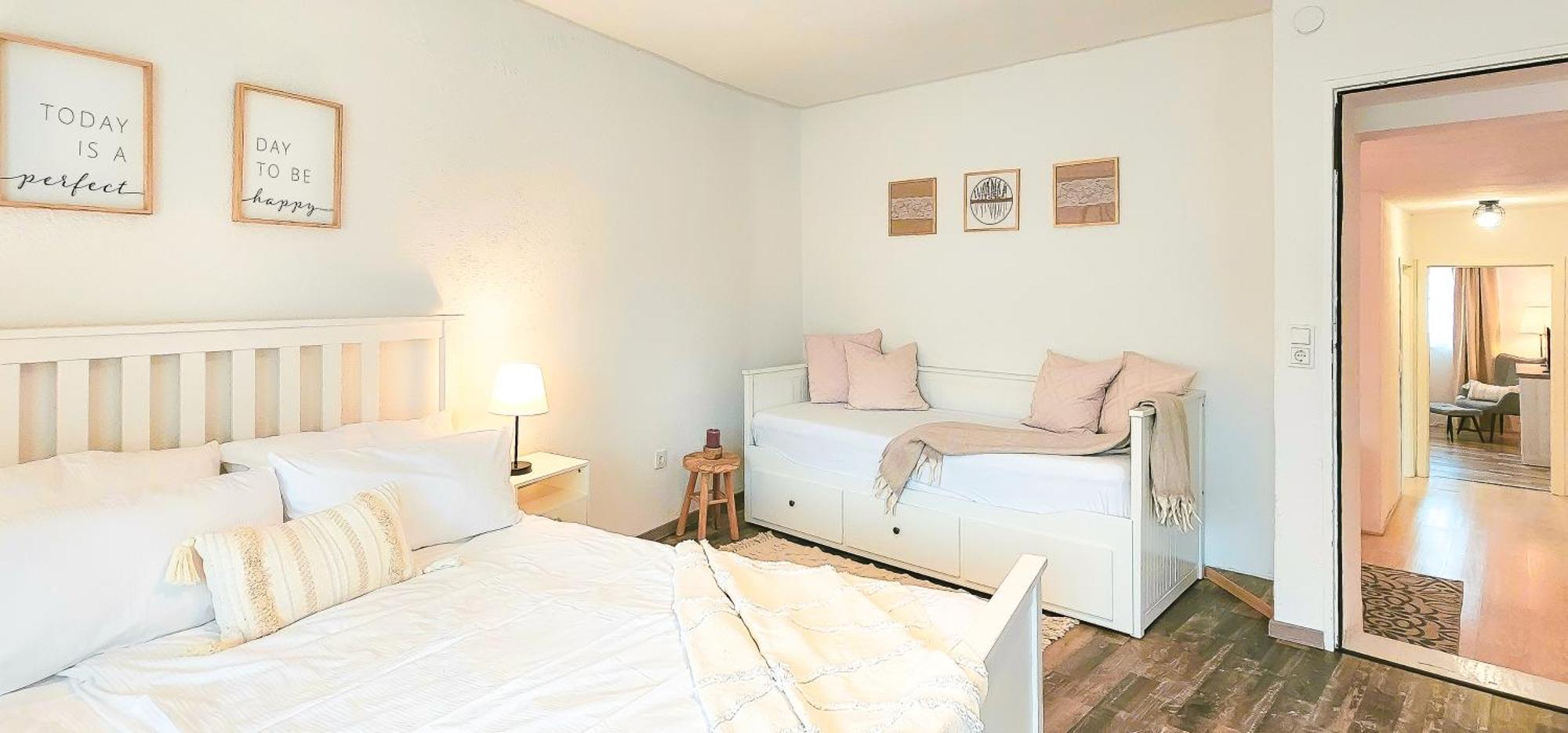 Apartment Suedwind - Beautiful Premium Apartment With 2 Bedrooms Near Rhine Falls & Zurich Airport In Klettgau Weisweil  Kültér fotó